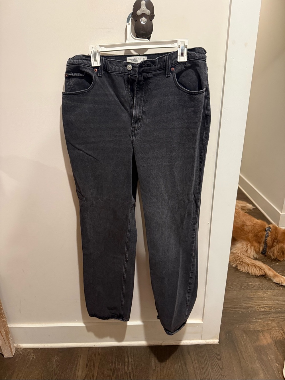 A&F the 90’s Straight Ultra High Rise